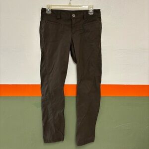 Athleta Slim Dipper Pants